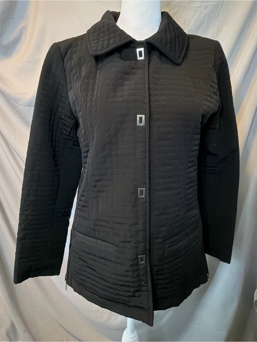 Charles Klein Women's Black Quilted Puffer Jacket with Square Metal Snaps